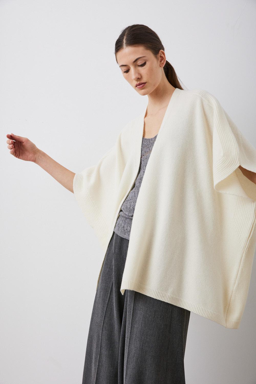 sita murt Knitted cape Descuento
