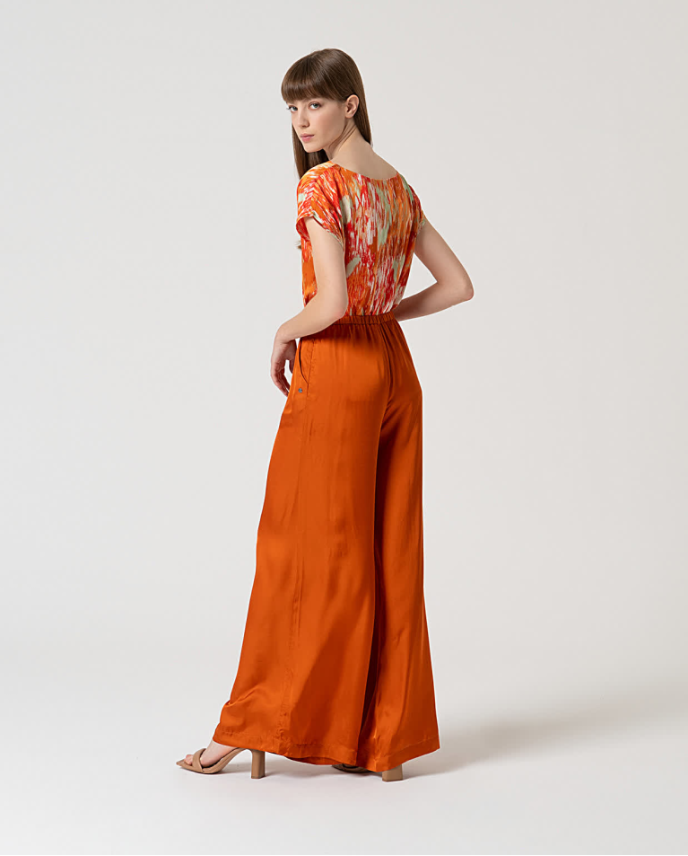 surkana Pantalón wide leg satinado liso Teja Liquidación