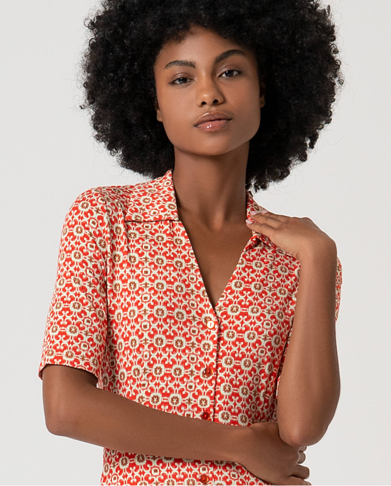 surkana Vestido elástico camisero estampado Rosa Liquidación