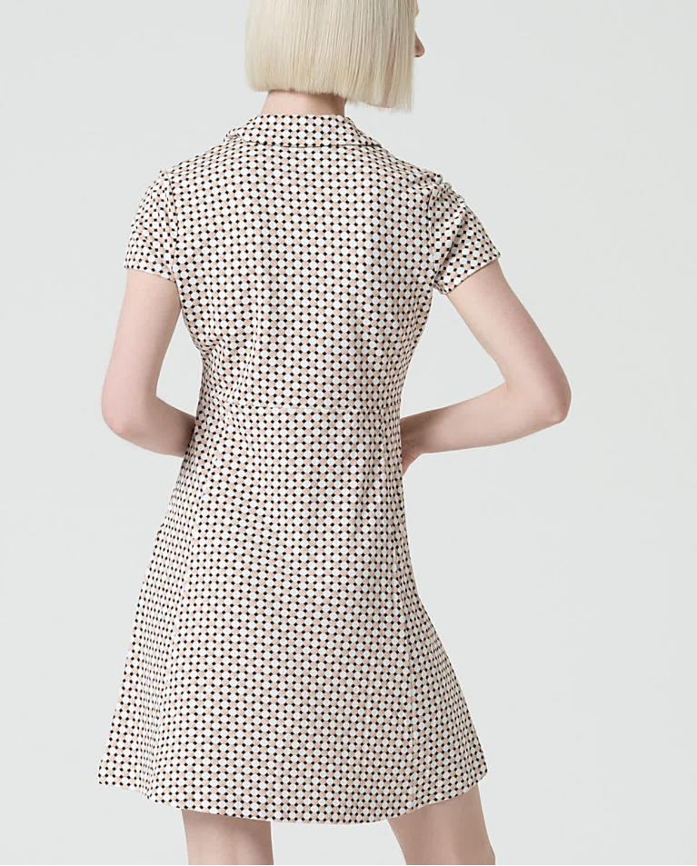 surkana Vestido corto elástico camisero Blanco Roto Oferta exclusiva
