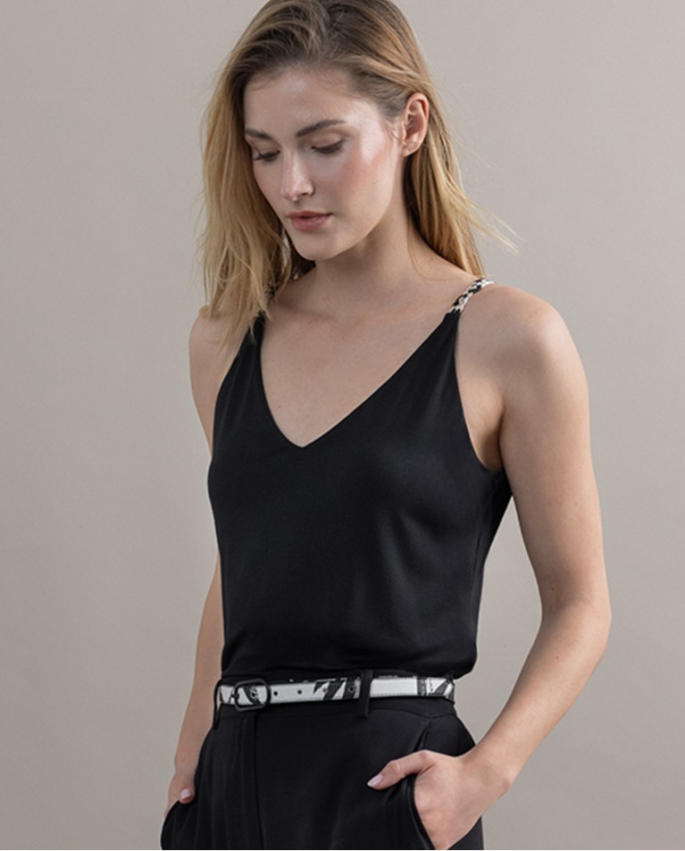 surkana Top tirantes bamboo con fornitura Negro