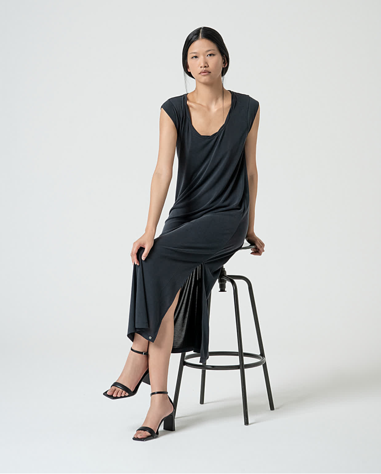 surkana Vestido largo elástico recto Negro Rebajas