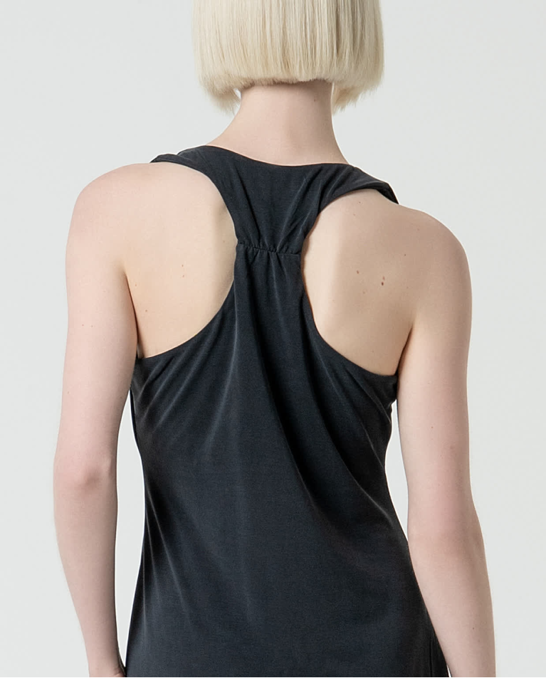 surkana Vestido midi elástico liso Negro Ofertas