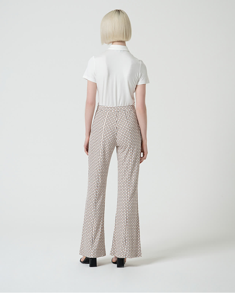 surkana Pantalón flare elástico estampado Blanco Roto Envío internacional gratuito
