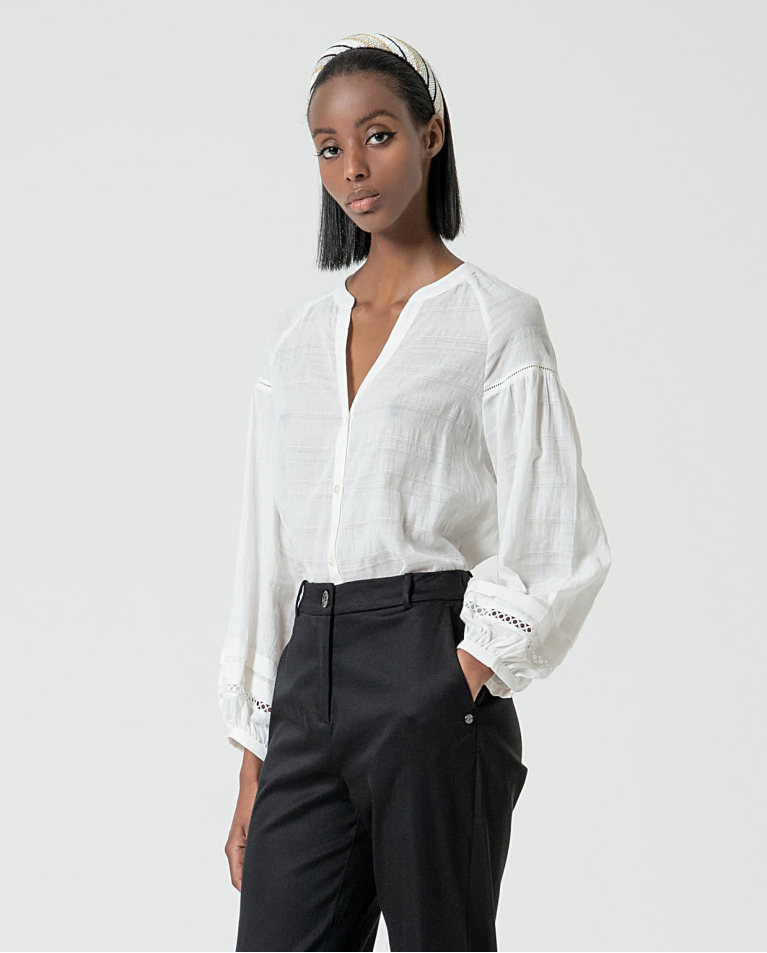 surkana Pantalón recto elástico liso Negro En oferta