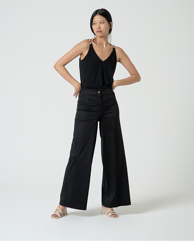 surkana Pantalón flare elástico liso Negro