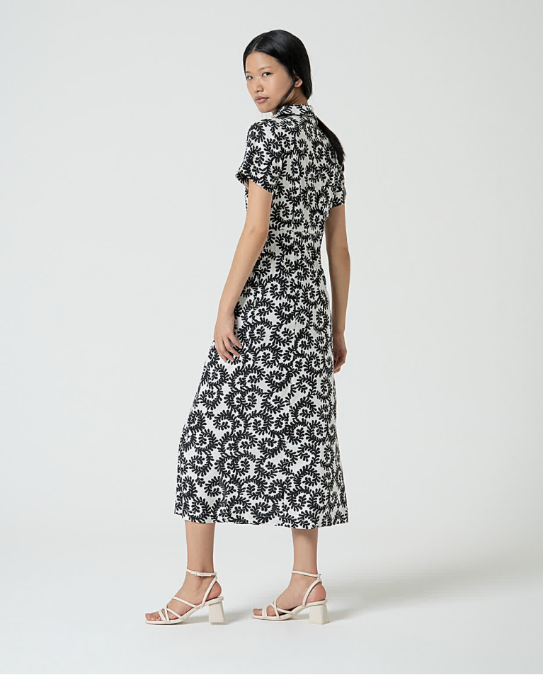 surkana Vestido midi camisero estampado Blanco Liquidación