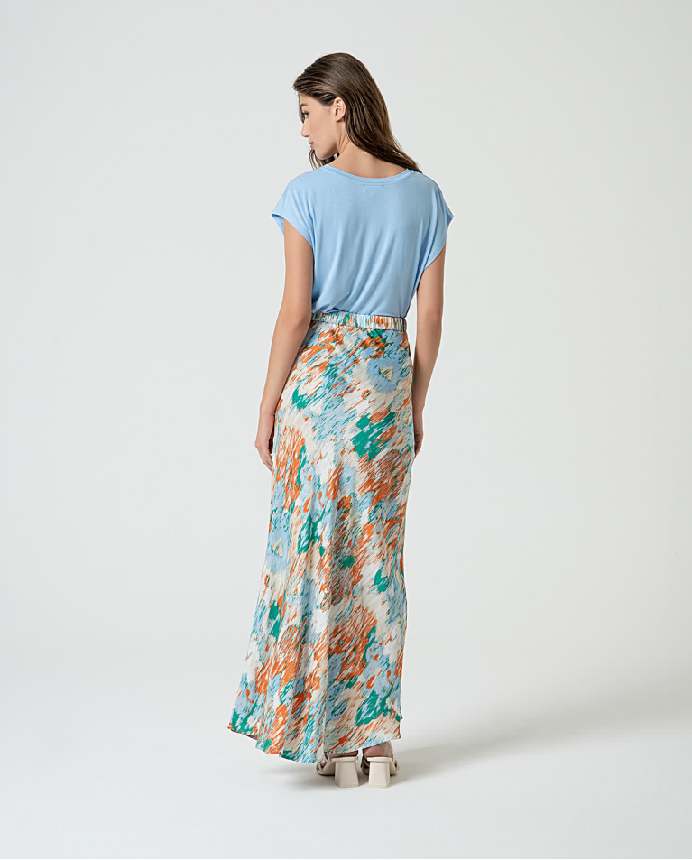 surkana Falda larga satinada estampada Azul Mejor oferta