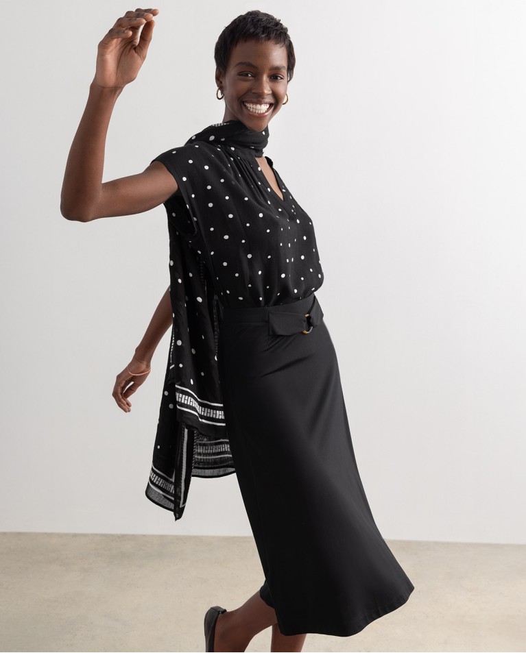 surkana Falda midi elástica lisa Negro Precios de Black Friday