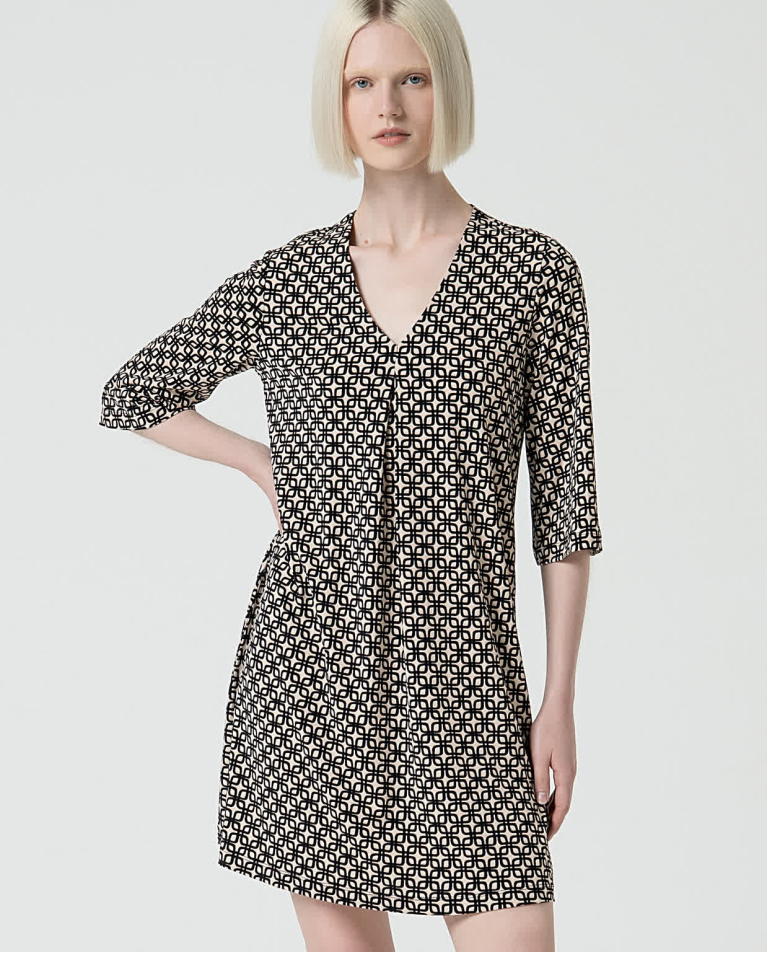 surkana Vestido corto elástico estampado Negro