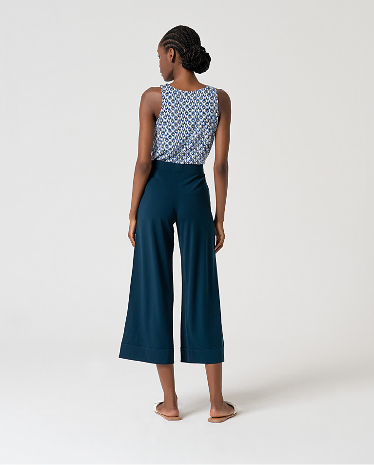 surkana Pantalón cropped elástico liso Azul petróleo Precio ultrabajo