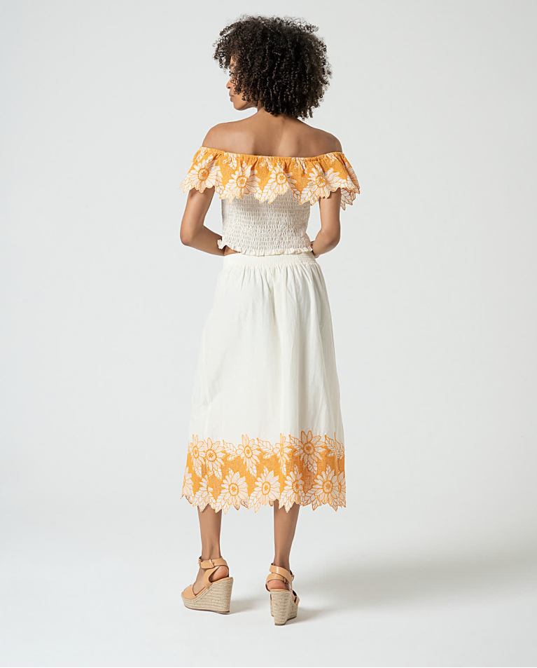 surkana Falda midi con bordado suizo Beige Tienda