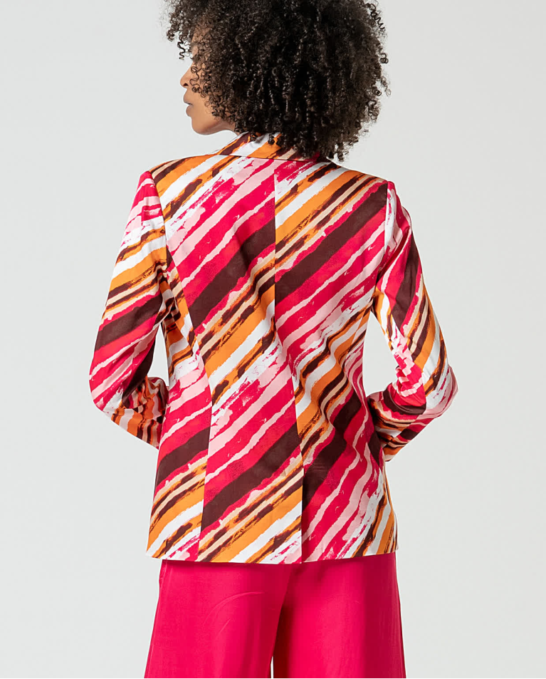 surkana Blazer satinada cruzada estampada Fucsia Ofertas de temporada