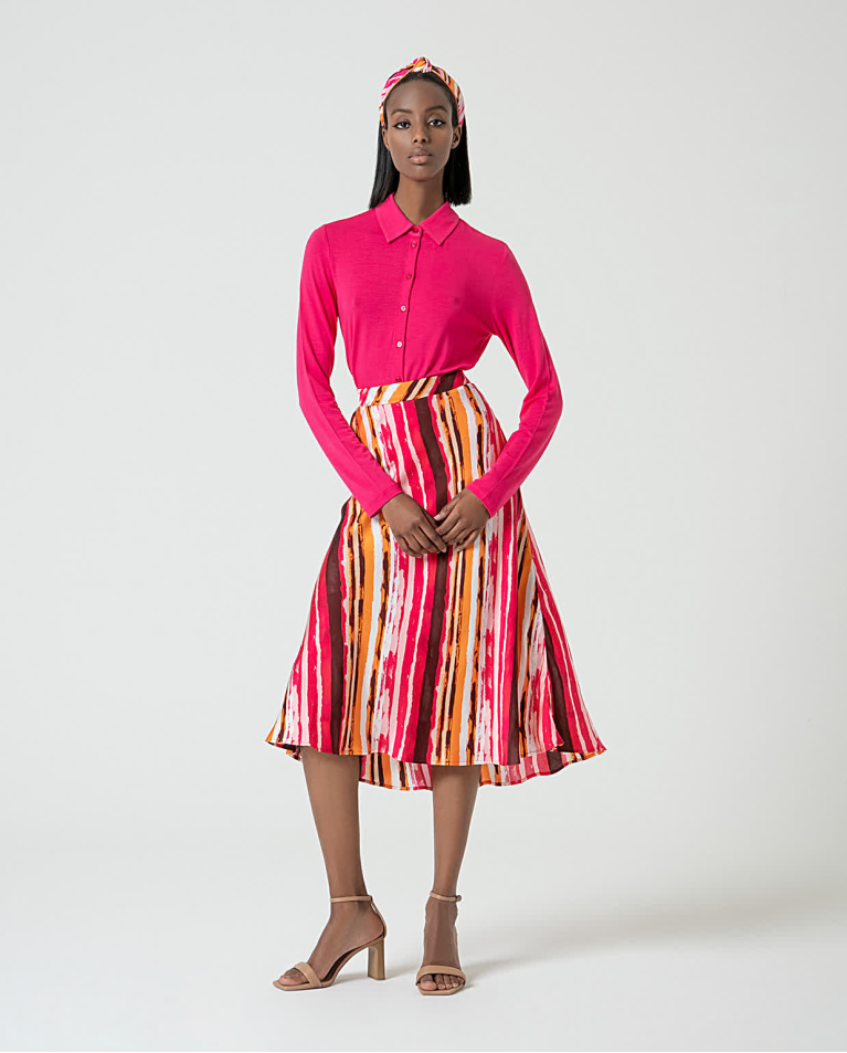 surkana Falda midi satinada estampada Fucsia
