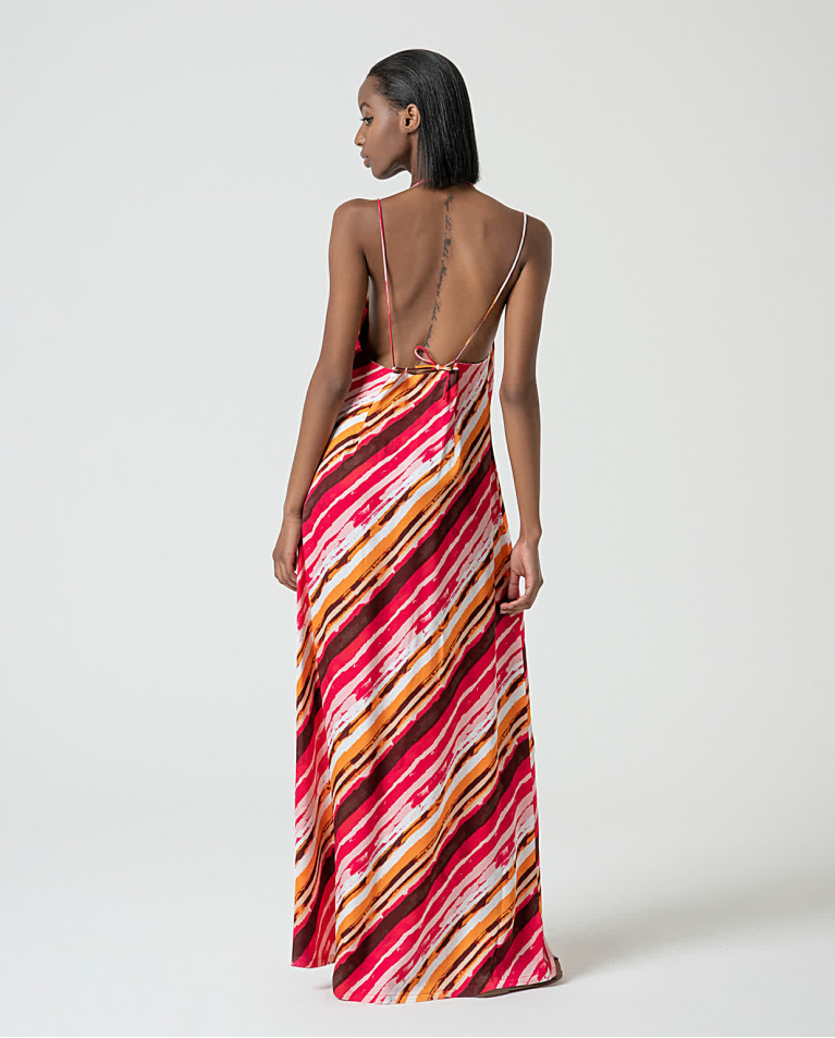 surkana Vestido largo satinado estampado Fucsia Rebajas de fin de temporada