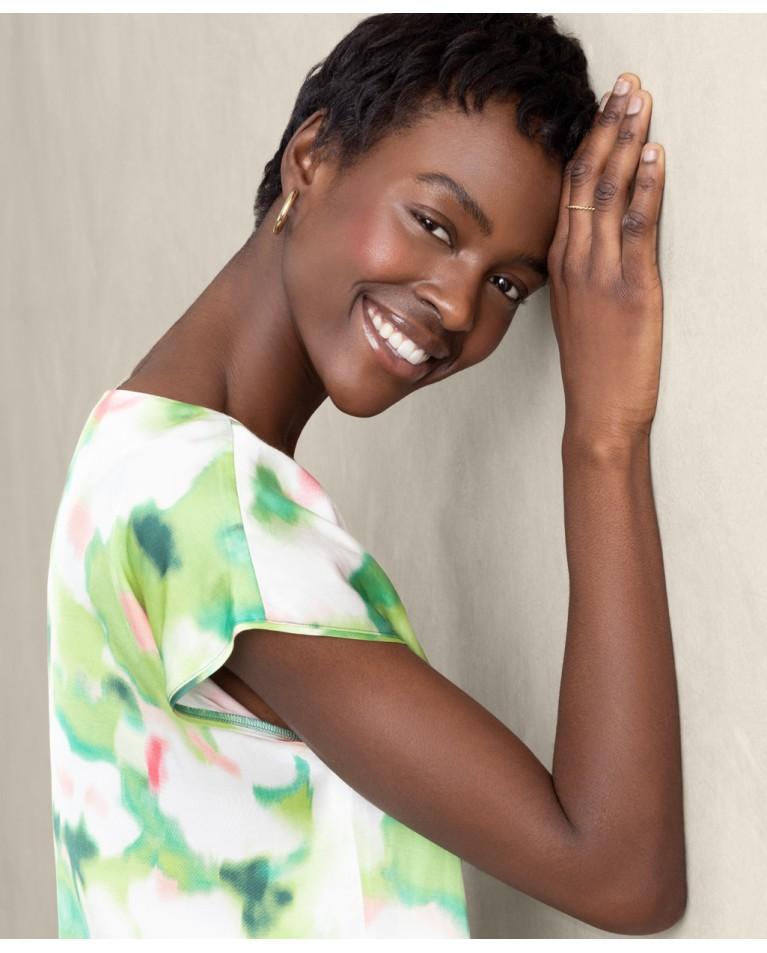surkana Camiseta satinada con cuello barco estampada Verde Superdescuento