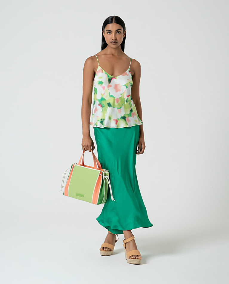 surkana Top satinado escote pico estampado Verde Grandes descuentos