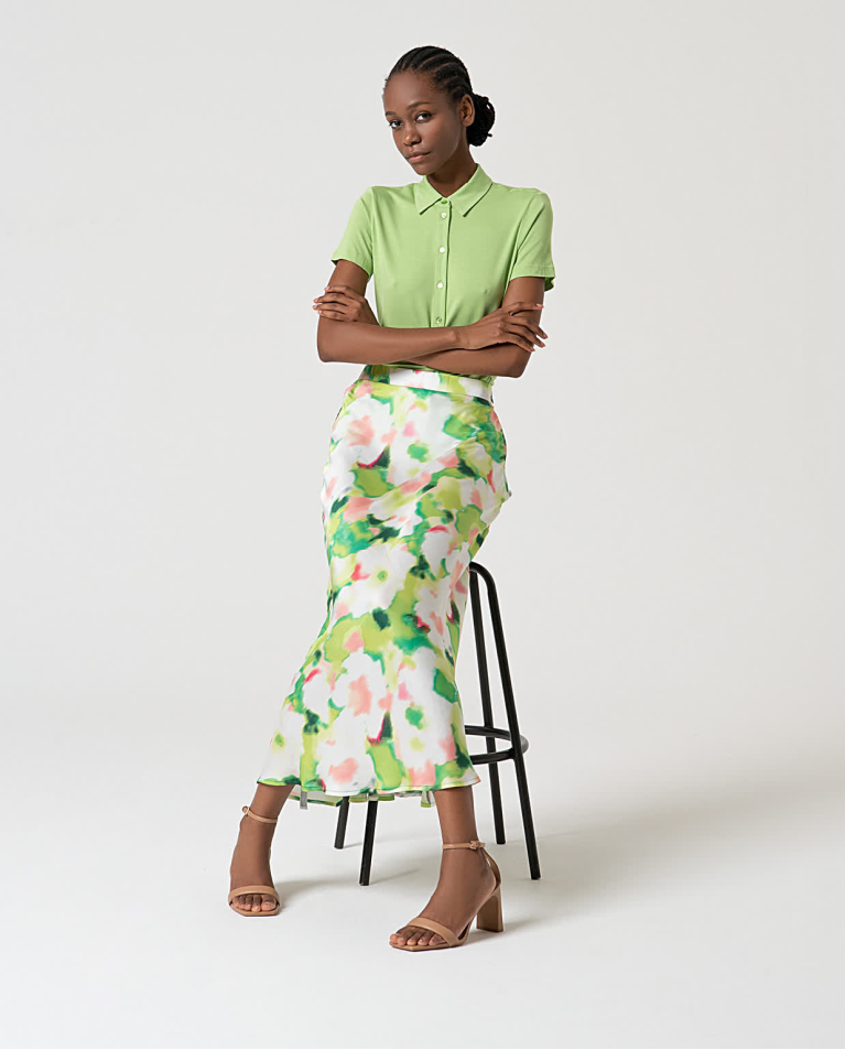 surkana Falda midi satinada estampada Verde Envío internacional gratuito