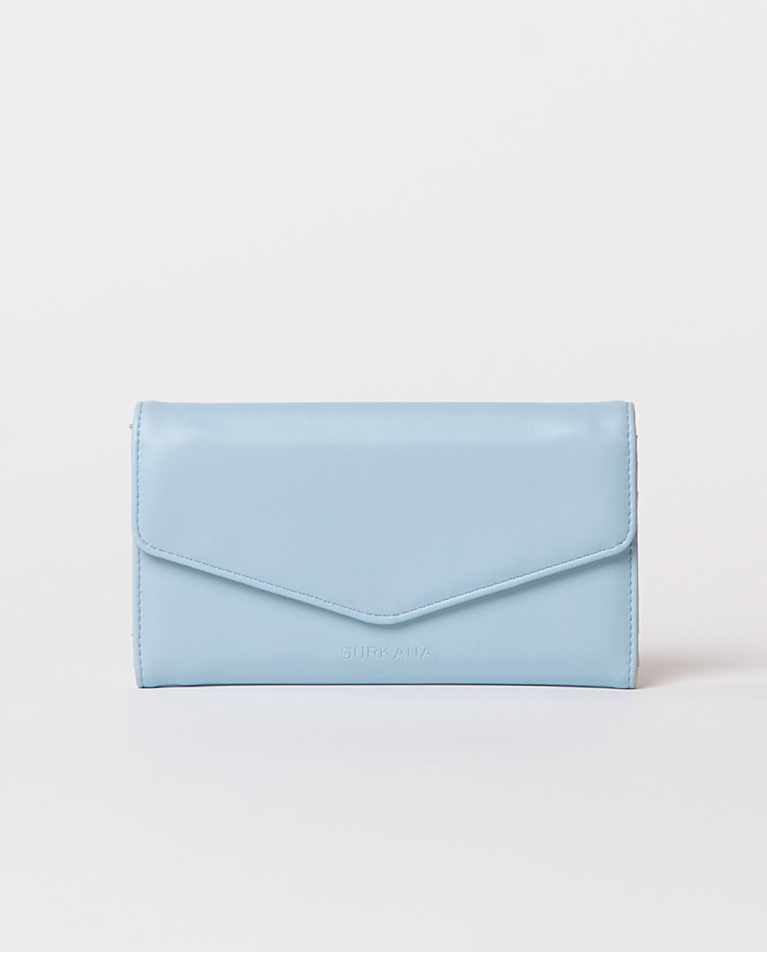 surkana Cartera sobre con solapa lisa Azul celeste