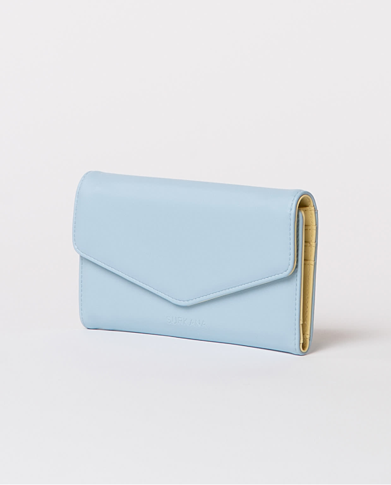surkana Cartera sobre con solapa lisa Azul celeste Grandes descuentos