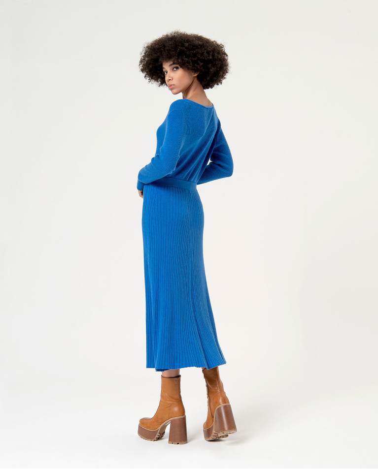 surkana Falda midi de punto grueso lisa Azul En línea