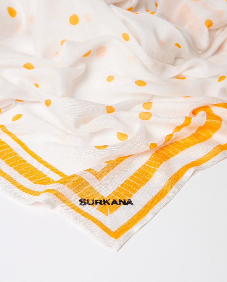 surkana Pañuelo foulard estampado Beige Oferta exclusiva