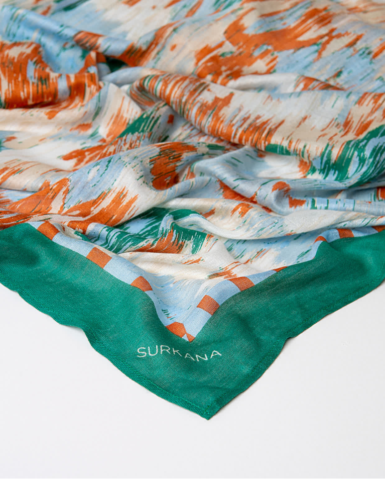 surkana Pañuelo foulard estampado Azul Ofertas de temporada