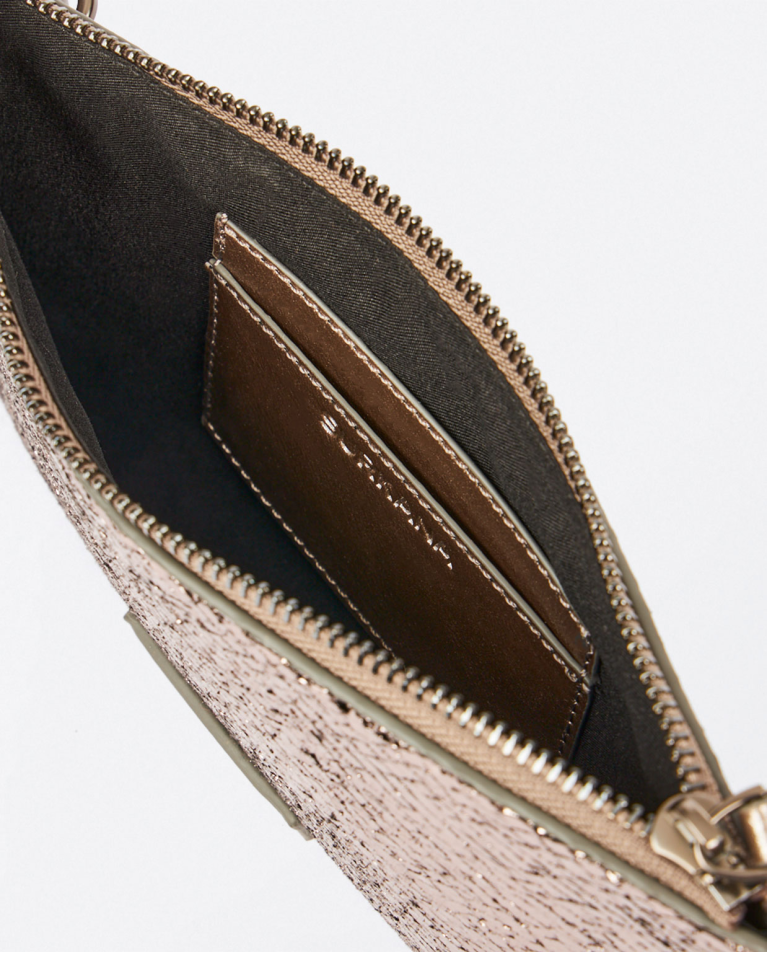 surkana Clutch metalizado con asa Plata Envío gratis