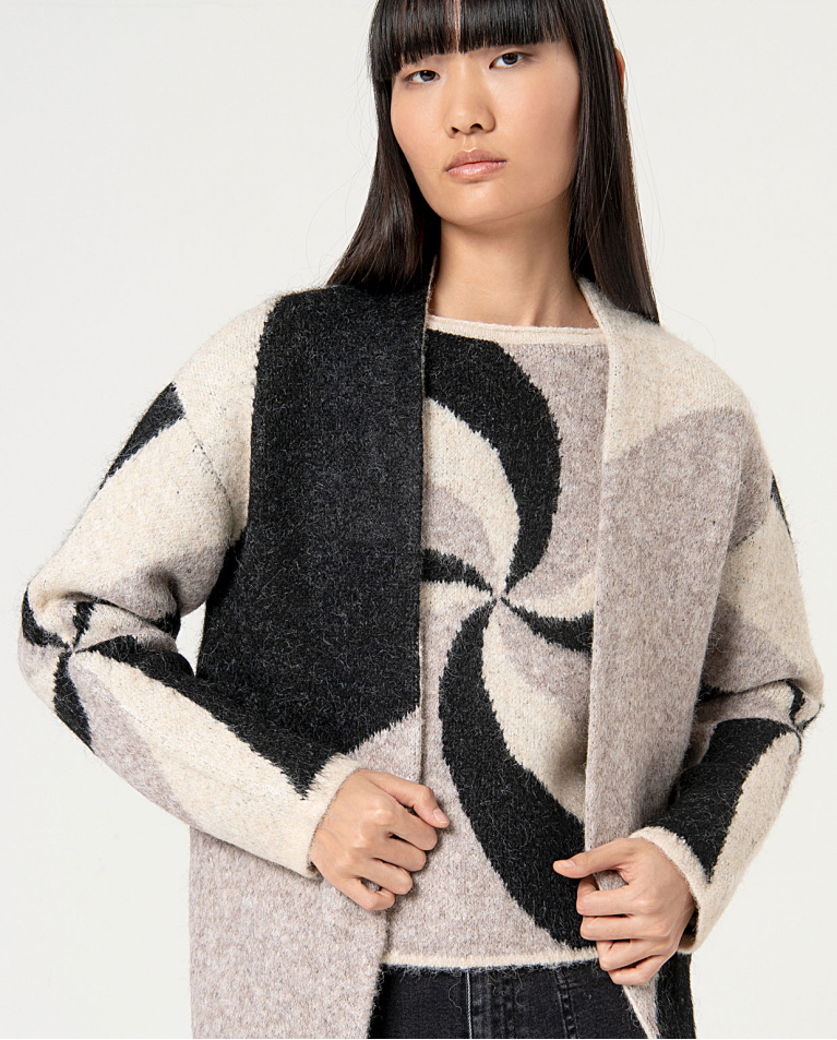 surkana Cárdigan largo de punto jacquard Negro Último día