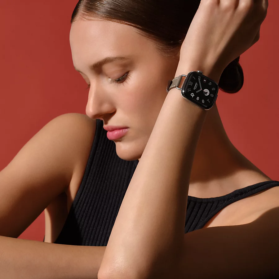 Hermès Caja Series 10 & Correa Apple Watch Hermès Single Tour 42 mm Attelage Tienda