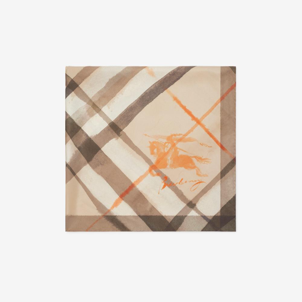 Burberry Pañuelo en seda Check estilo acuarelaPrecio 450 00 € Novedades Grandes descuentos