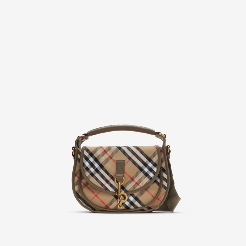 Burberry Bolso messenger B Clip pequeñoPrecio 1.890 00 € Pasarela En oferta