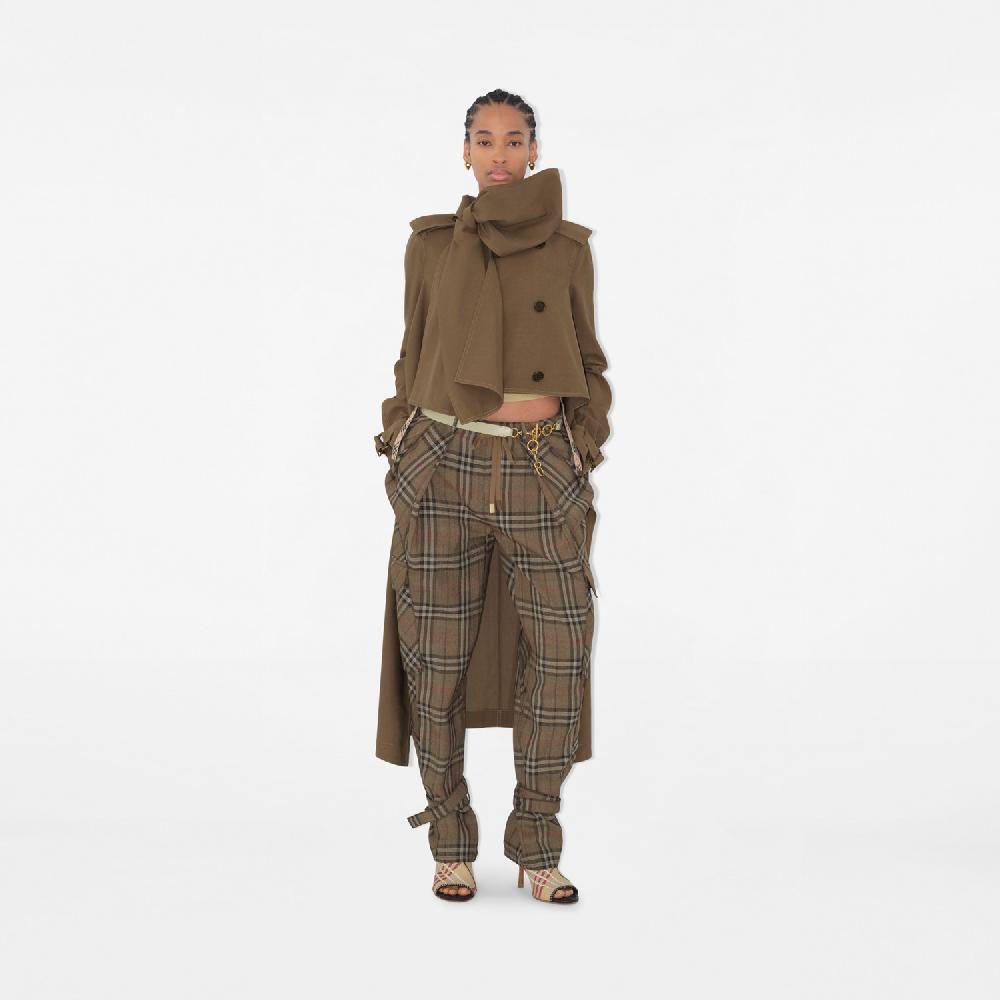 Burberry Pantalones cargo en mezcla de seda CheckPrecio 1.990 00 € Novedades Descuentos del mes