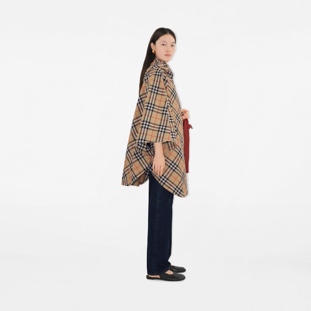 Burberry Capa plegable en sarga CheckPrecio 1.250 00 € Outlet