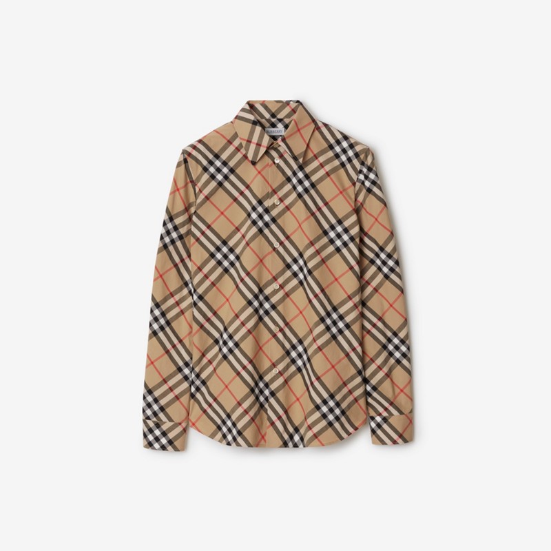Burberry Camisa entallada en algodón CheckPrecio 570 00 € Los más vendidos