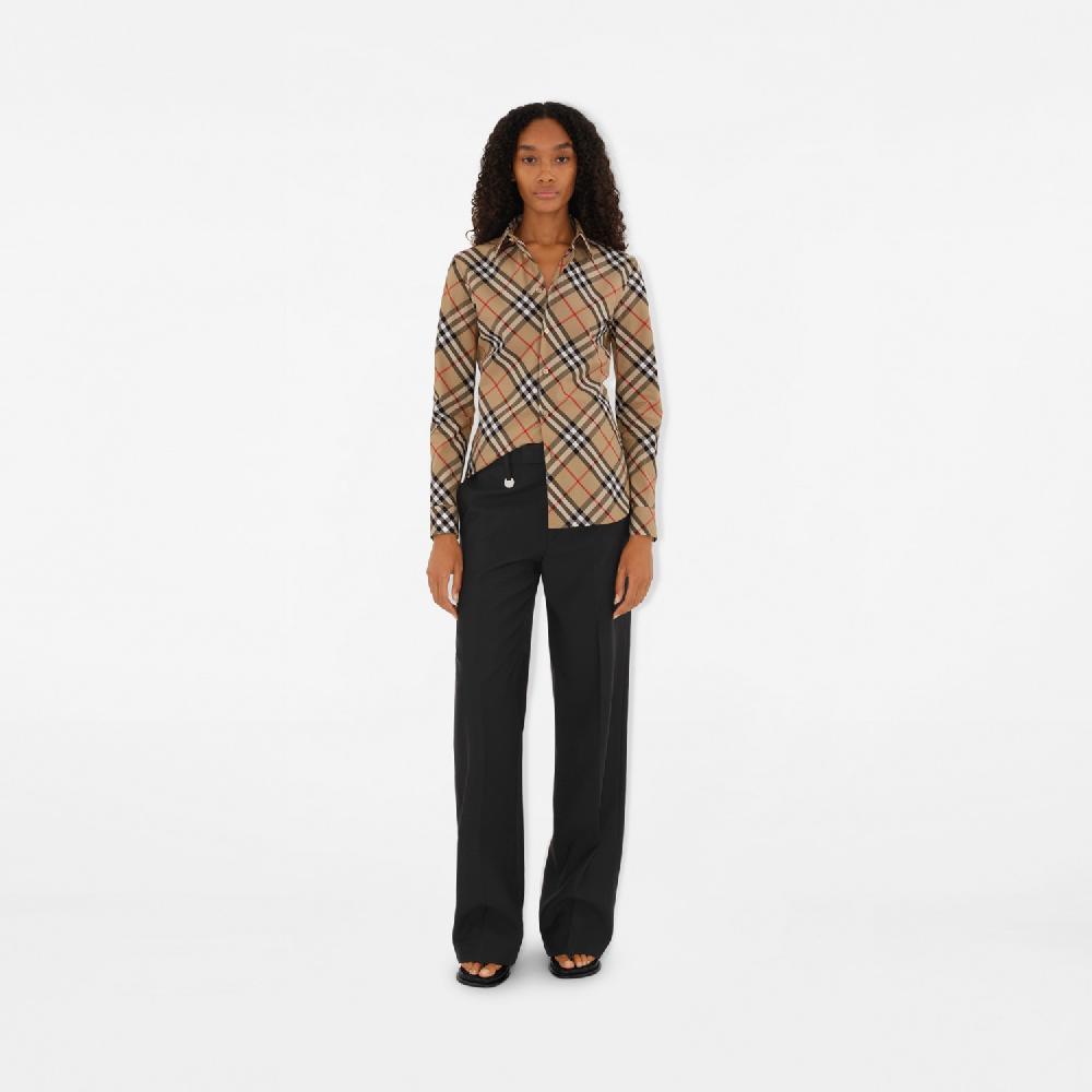 Burberry Camisa entallada en algodón CheckPrecio 570 00 € Los más vendidos
