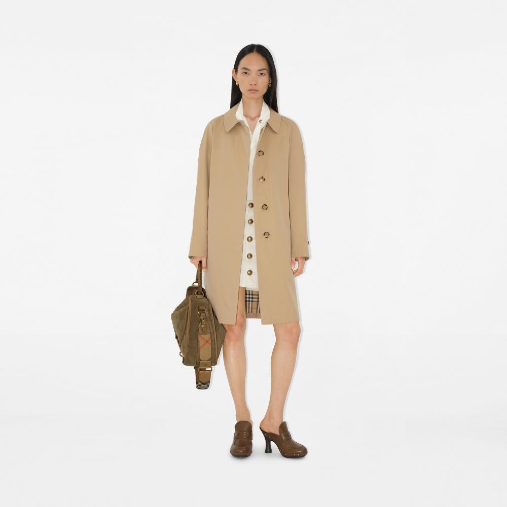Burberry Abrigo tres cuartos Heritage Camden de longitud mediaPrecio 1.790 00 € Corte estándar Últimos 3 días
