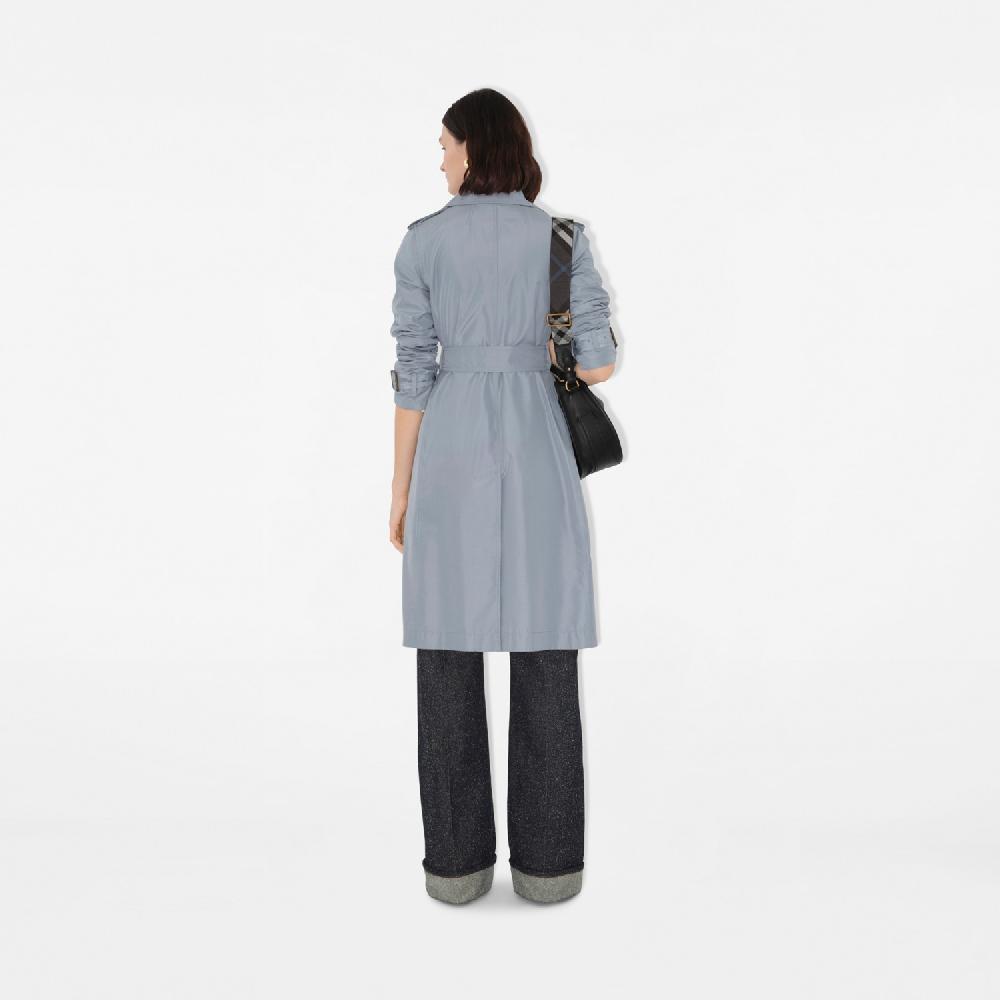 Burberry Trench coat largo en sedaPrecio 2.690 00 € Novedades Último día