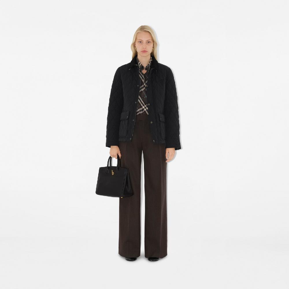 Burberry Chaqueta acolchada en nailonPrecio 990 00 € Liquidación