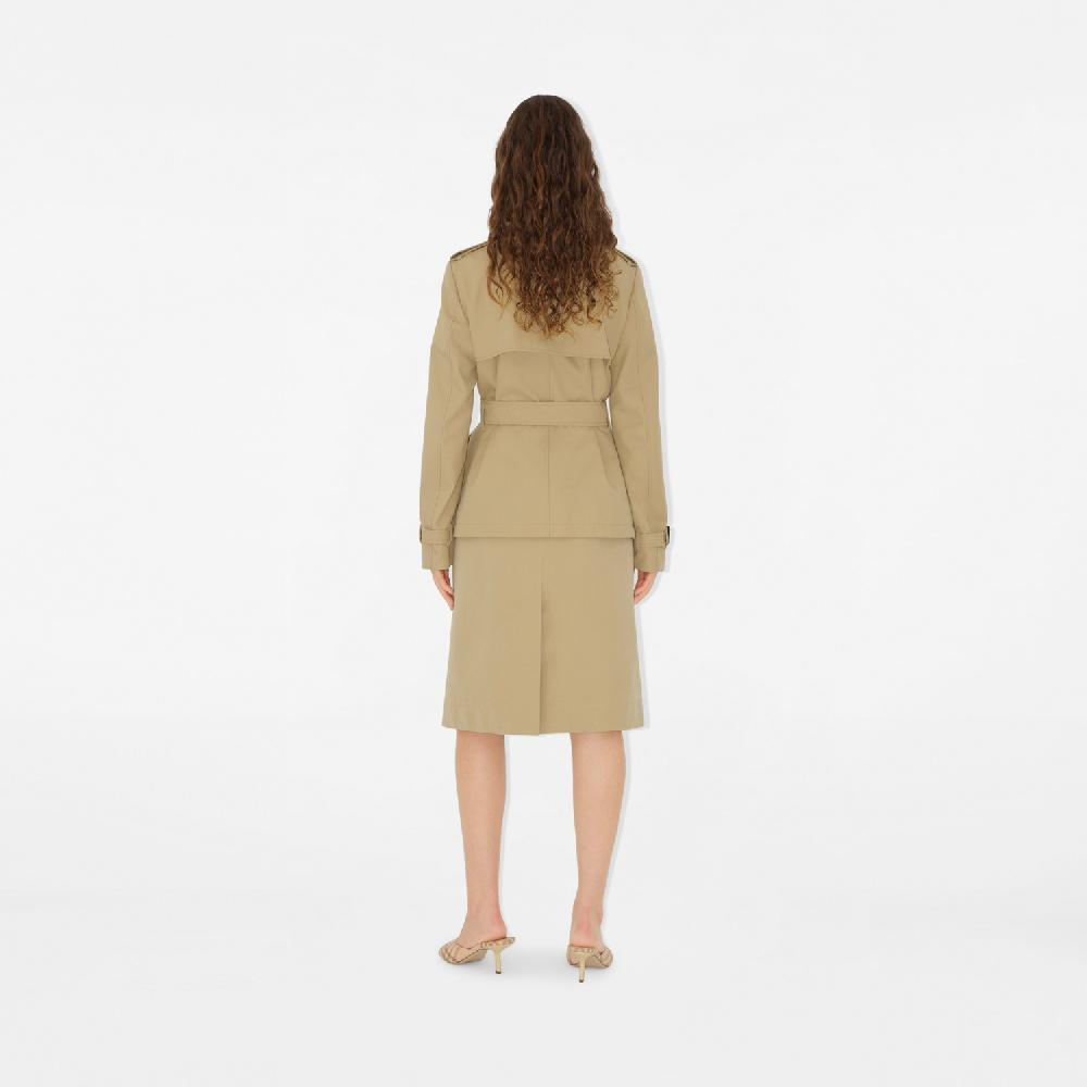 Burberry Chaqueta estilo trench coat en mezcla de algodónPrecio 1.690 00 € Precios de Black Friday