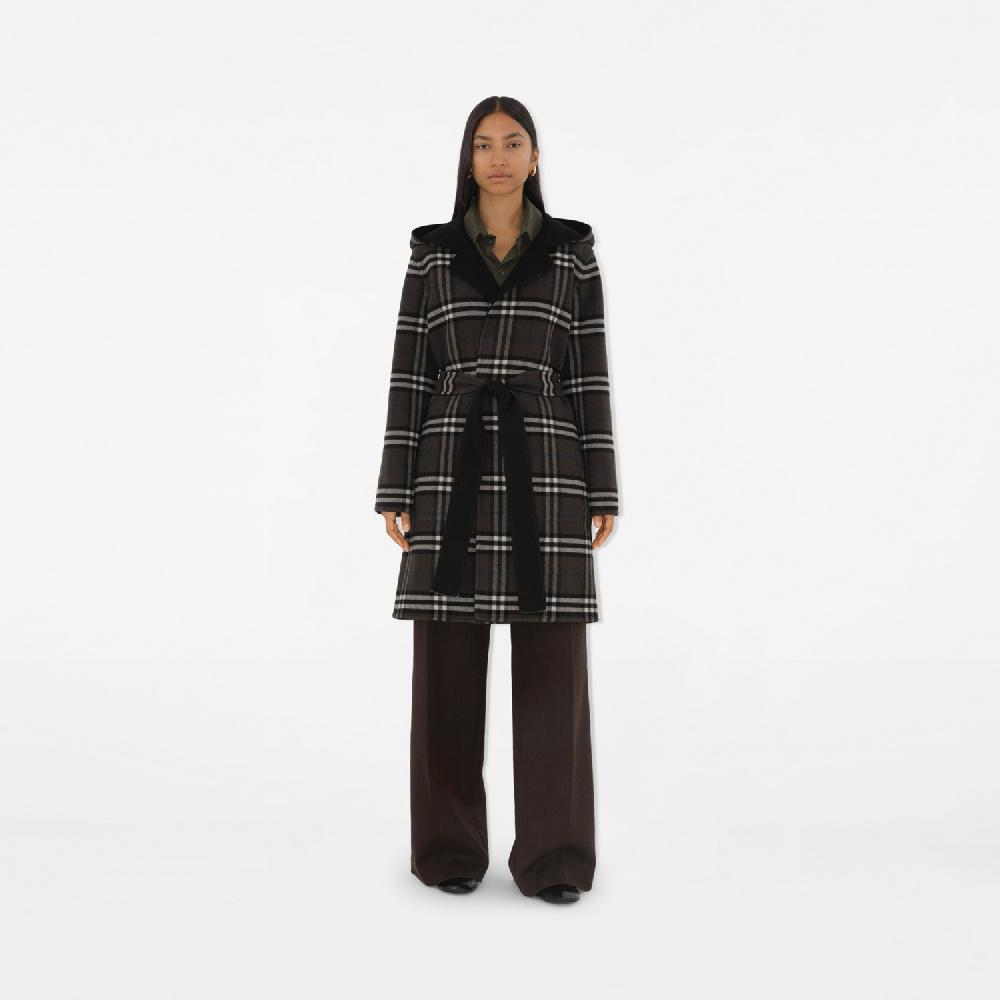 Burberry Abrigo tres cuartos en lana reversible de longitud mediaPrecio 3.250 00 € Última moda