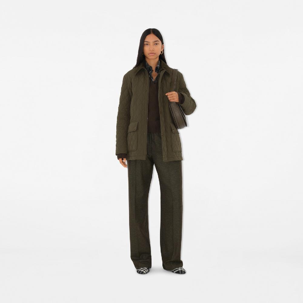 Burberry Chaqueta rústica acolchada en nailonPrecio 1.250 00 € 2025