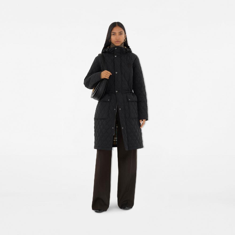 Burberry Parka en nailon acolchadoPrecio 1.450 00 € Outlet online
