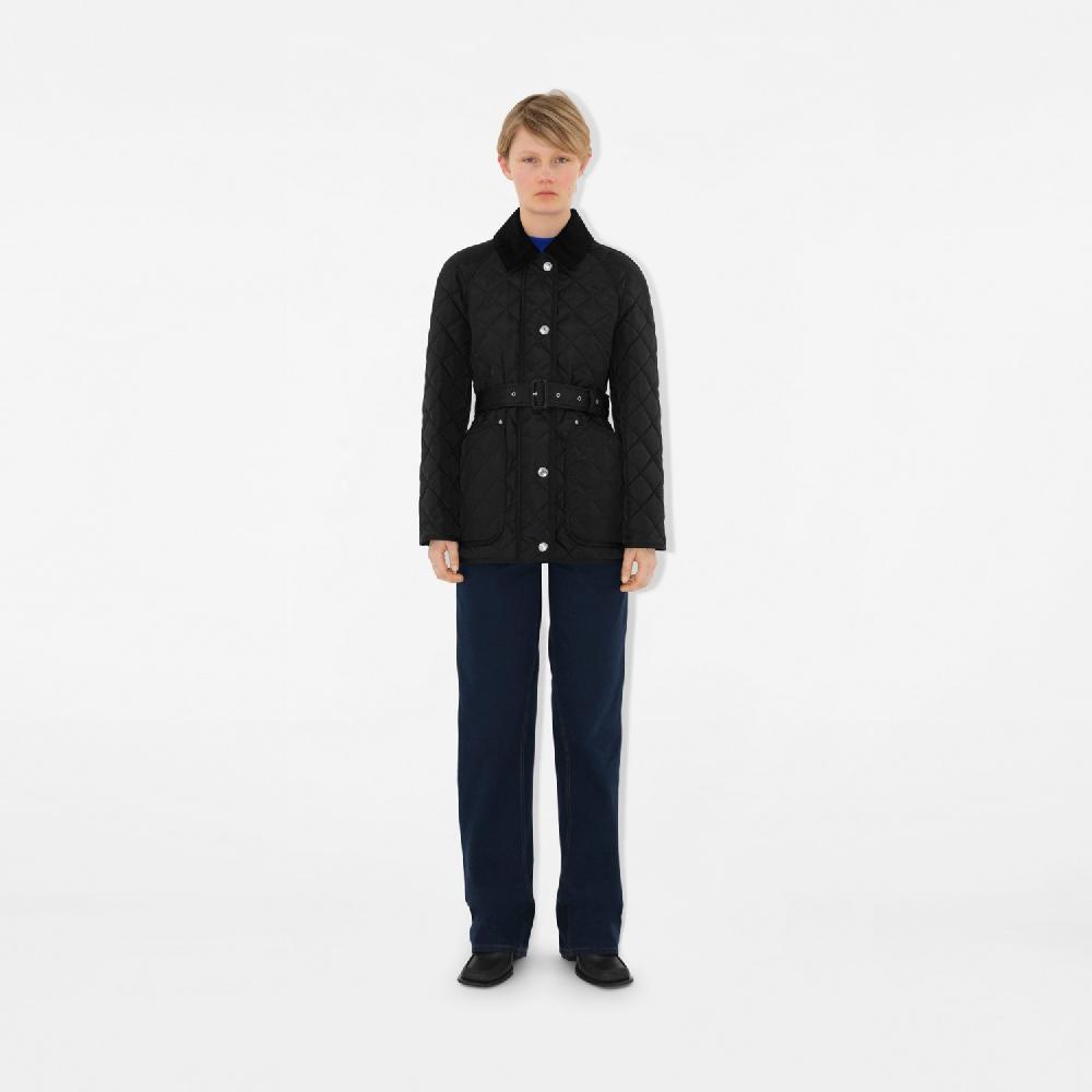 Burberry Chaqueta acolchada en nailonPrecio 990 00 € Los más vendidos