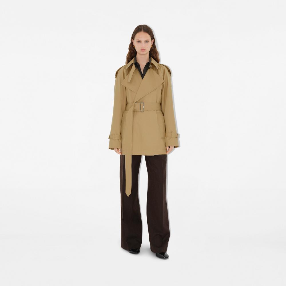 Burberry Chaqueta estilo trench coat en algodón de gabardinaPrecio 1.790 00 € Envío gratis