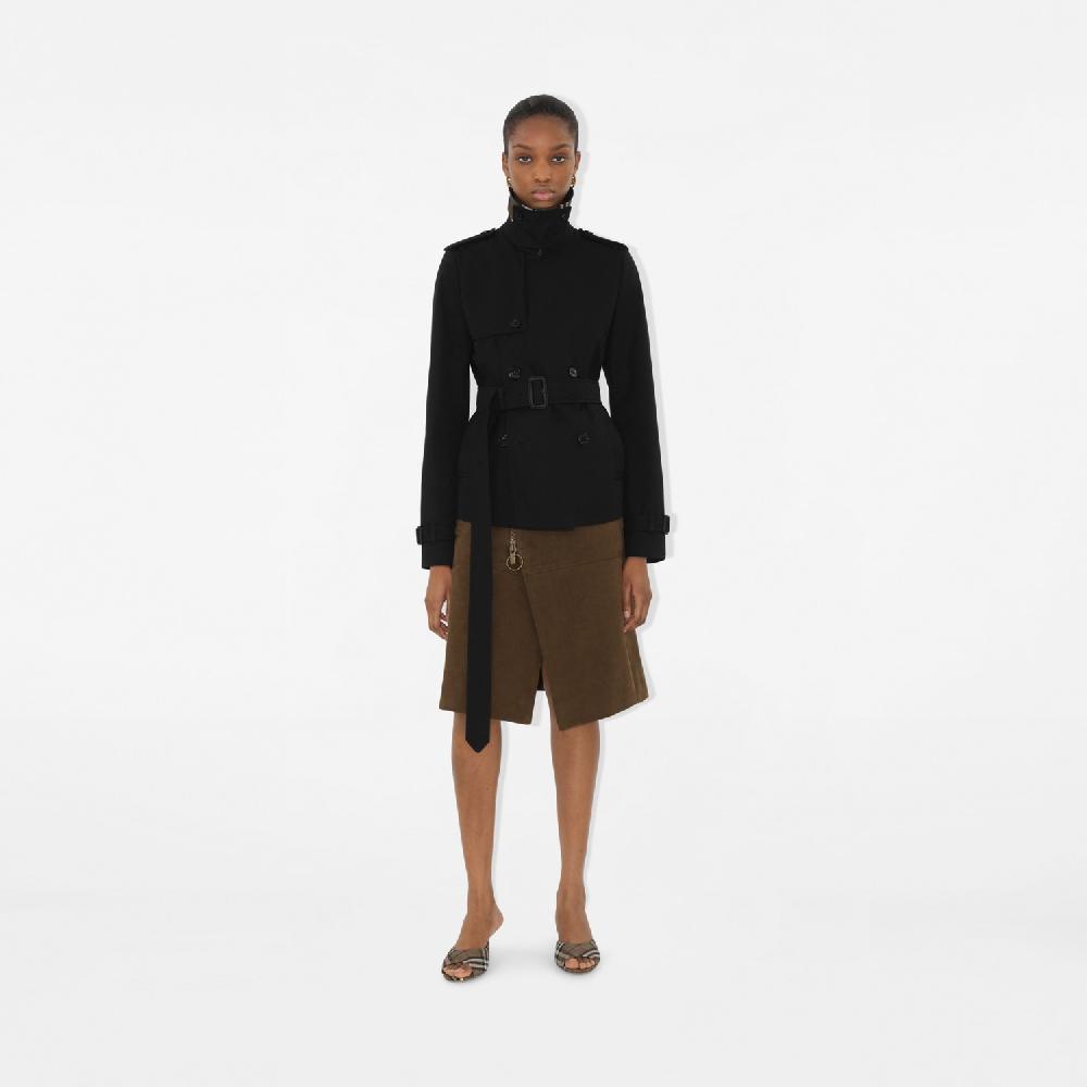 Burberry Chaqueta estilo trench coat en mezcla de algodónPrecio 1.690 00 € Últimos 3 días