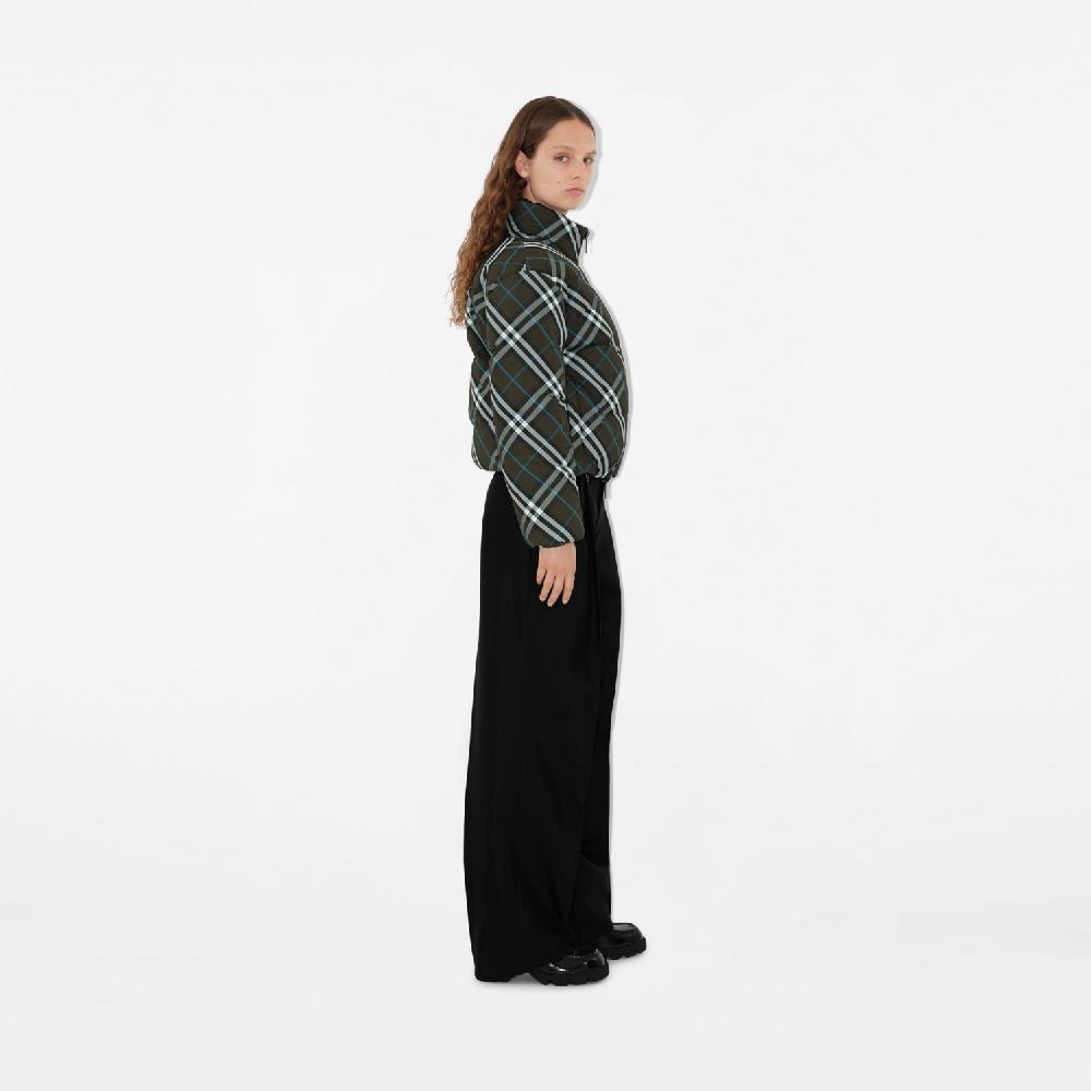Burberry Chaqueta de plumas reversible en nailon CheckPrecio 1.690 00 € Última moda