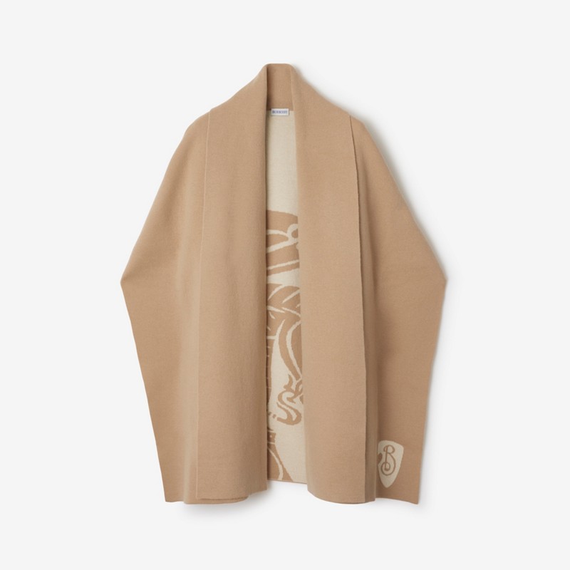 Burberry Capa en lana y cachemir con EKDPrecio 1.450 00 €