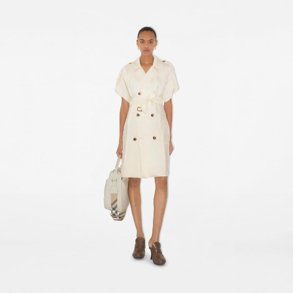 Burberry Vestido estilo trench en viscosaPrecio 1.490 00 € Novedades Último día