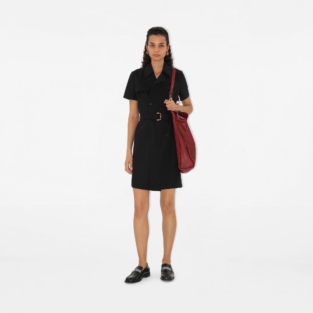 Burberry Vestido estilo trench coat en lanaPrecio 1.450 00 € Precio de fábrica
